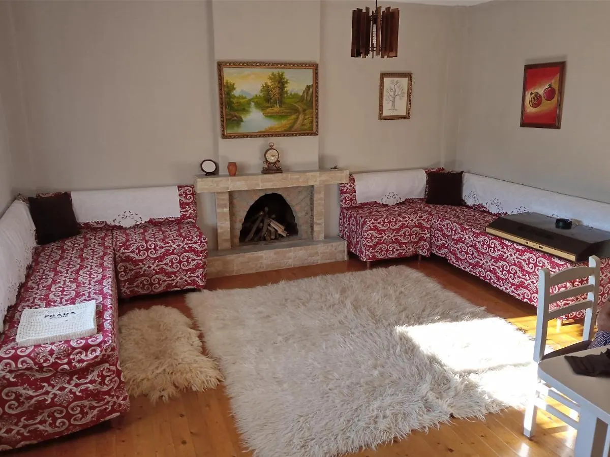 Meti Guest House Kruje 0*,  Albania